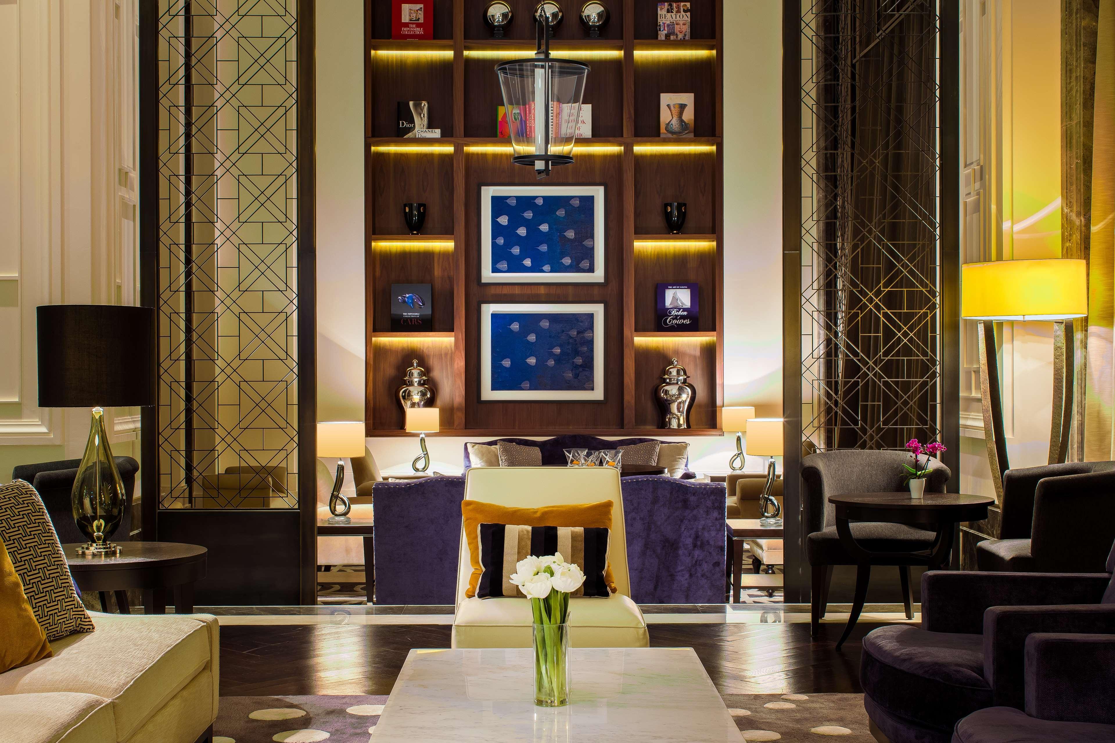 Hilton Istanbul Bomonti Hotel Restaurant photo